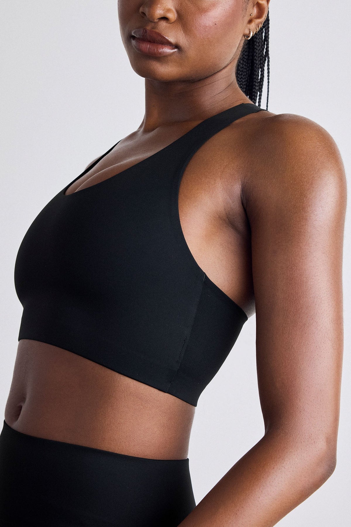 Base Sport™ – Racerback Top in Black